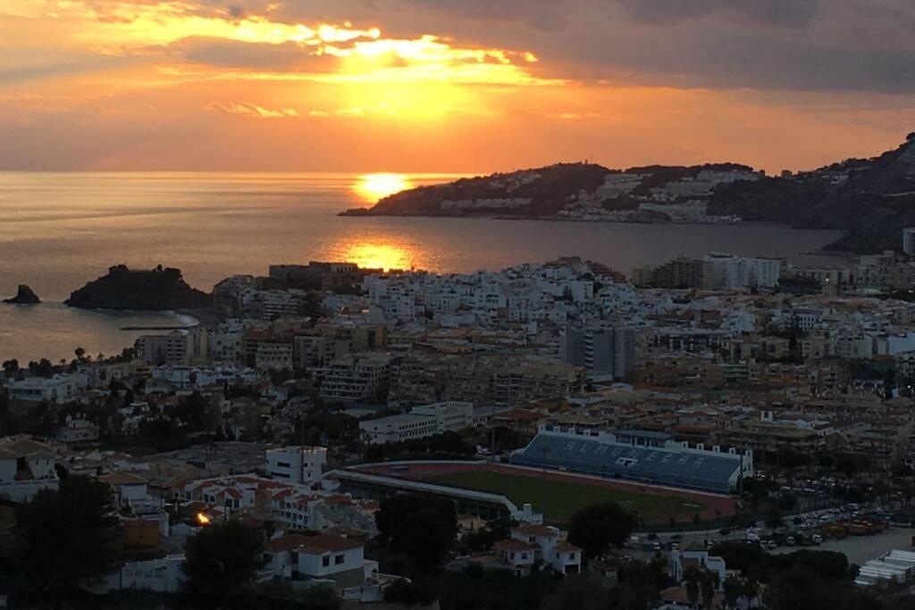 Seaview And Sun All Day Long In Los Pinos, Almunecar, Andalusia ภายนอก รูปภาพ